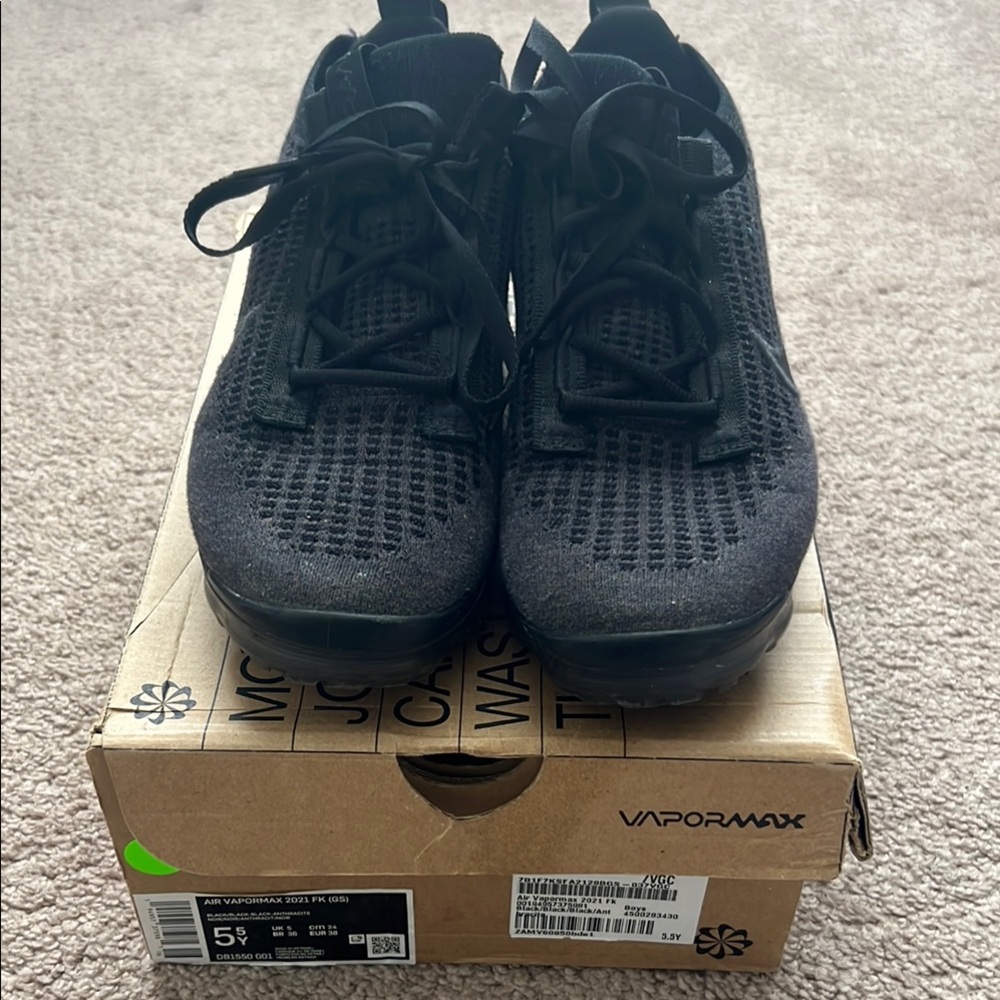 Nike VaporMax Flyknit Black Shoes